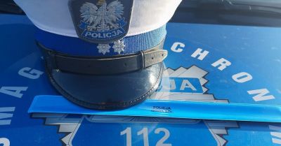 Policja przypomina: odblaski ratują życie pieszych